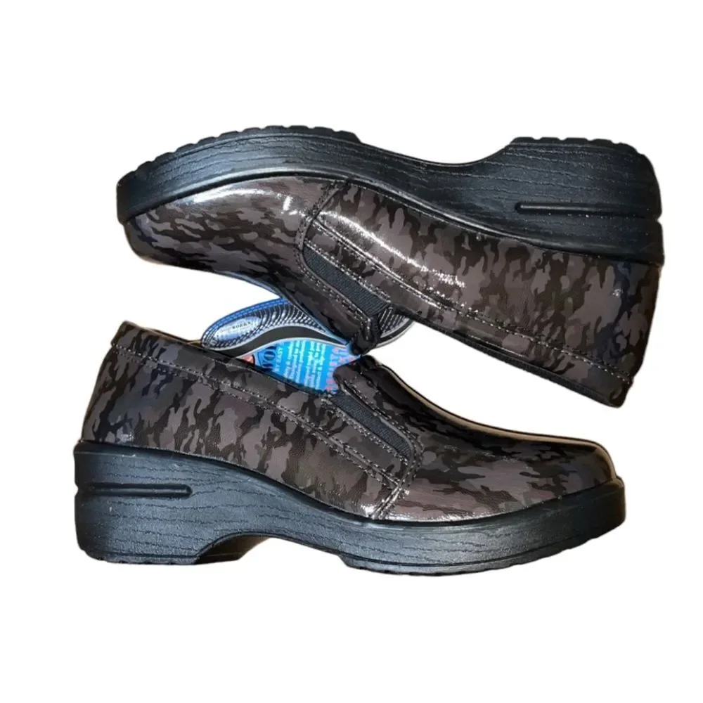Easy Works by Easy Street Leeza Women’s Slip Resistant Clog Work Shoe Size 7.5 - Picture 3 of 6